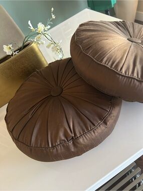 Round Brown Tufted Decorative Throw Pillows - Set of 2